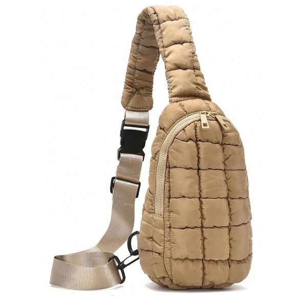 Luxe Quilted Adjustable Strap Zipper High Capacity Crossbody Bag - Picture 2 of 9